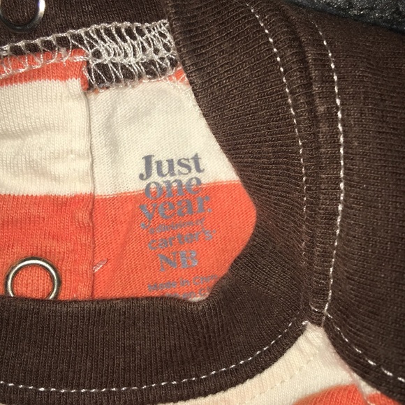 Carter’s. NB. Striped. “Here Comes Trouble” Jeep. - Picture 2 of 3